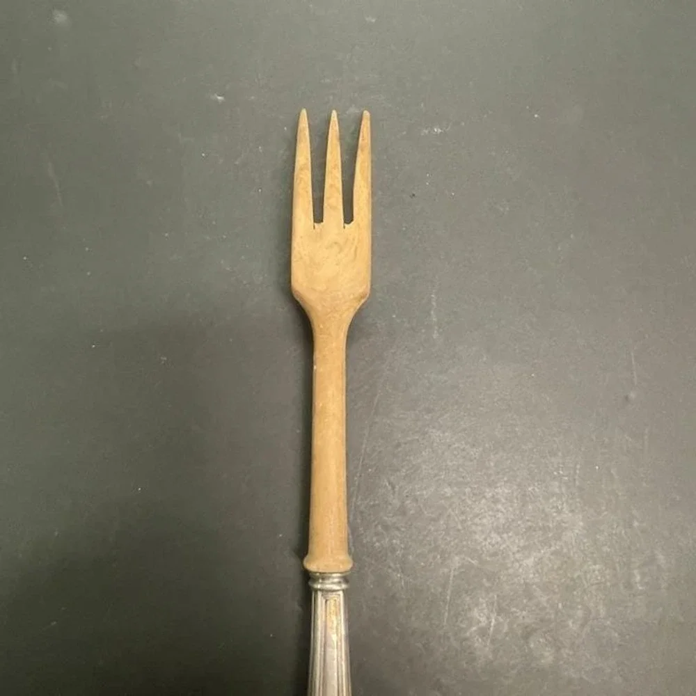 Reed & Barton antique reed
